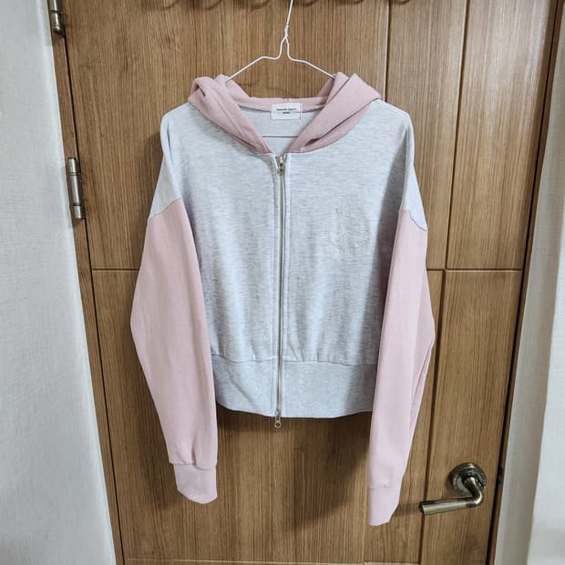 (F)여성 어썸어패럴 크롭 후드집업 