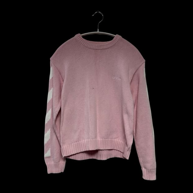 오프화이트 베이비 핑크 니트