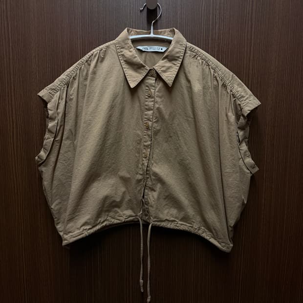 자라 민소매 블라우스