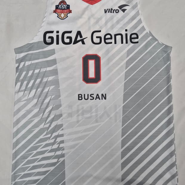 부산 KT 원정 박지훈 실착 유니폼 팝니다 