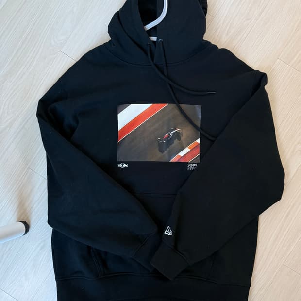 뉴에라 레드불 후드티 L