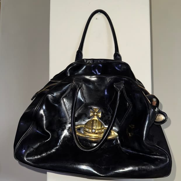 비비안웨스트우드 야스민 레더 토트백