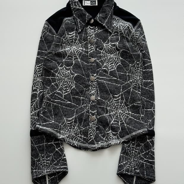 2000s Ozz On Spider Web Knit Shirt