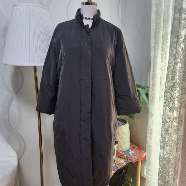 벨라디터치 경량 패딩 코트