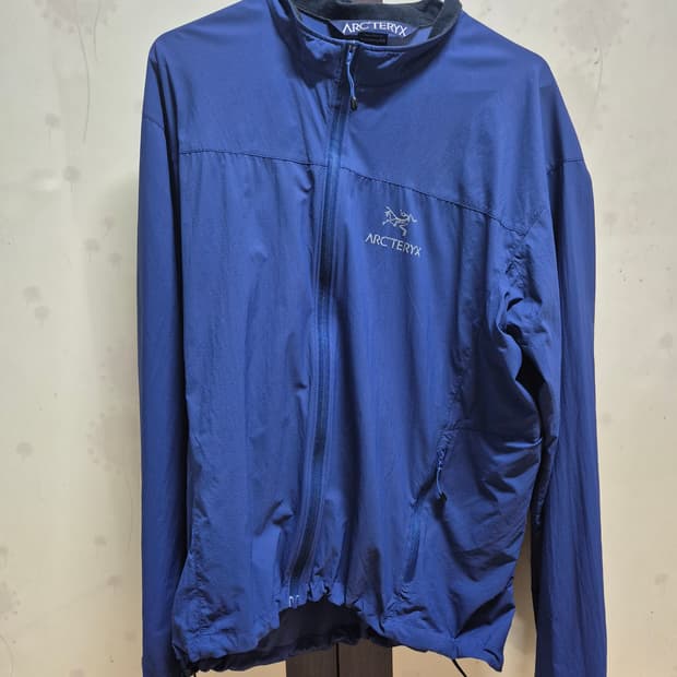 [L] 아크테릭스 셀러리스 자켓 경량 바람막이 져지