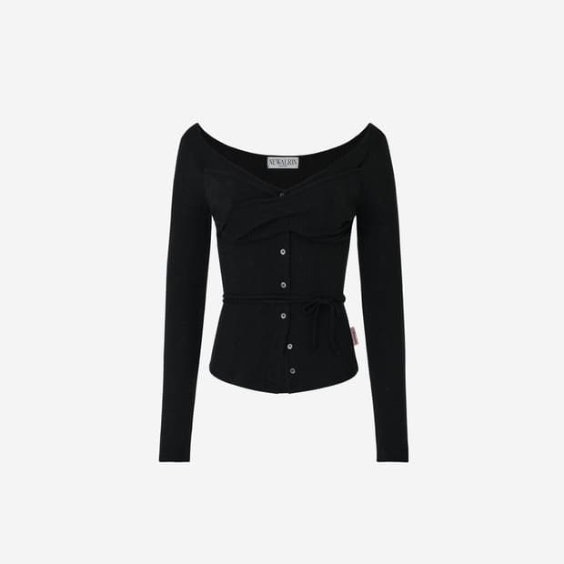뉴얼린 Rosie twist button Top / BLACK