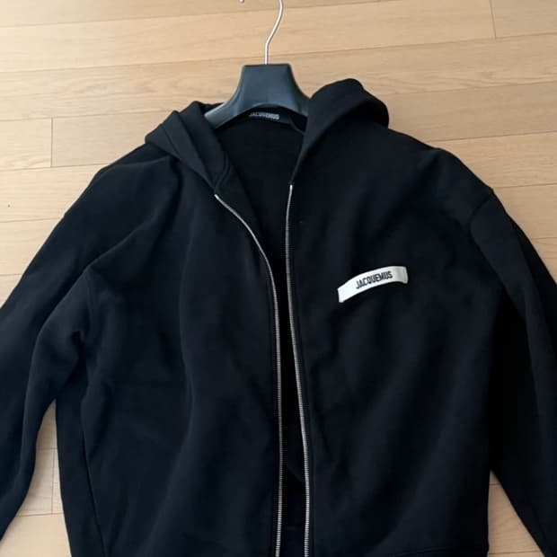 자크뮈스 후드집업 사이즈 L (새상품)