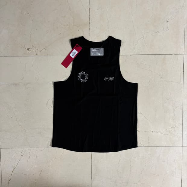 UVU Running vest black