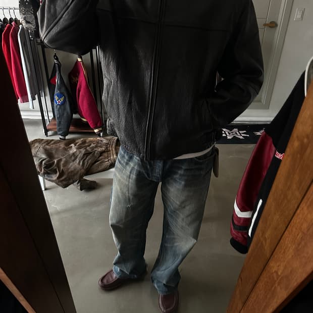 클래식 와이드 레더 자켓