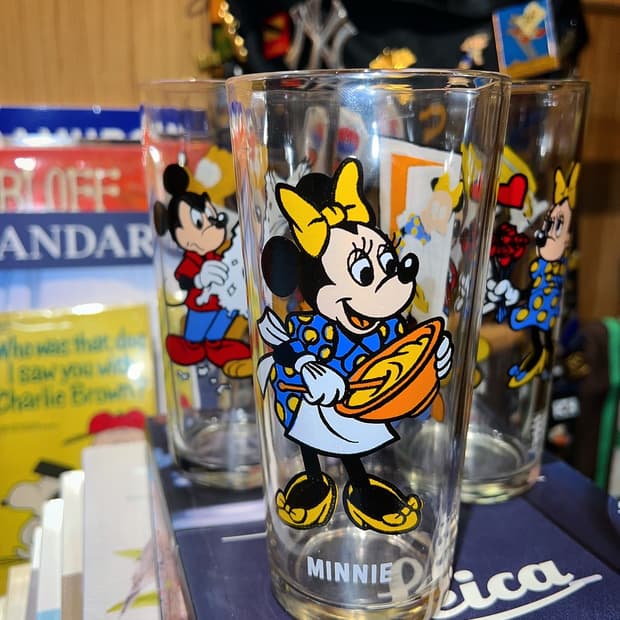 1977s Minnie&child Walt Disney x Pepsi  