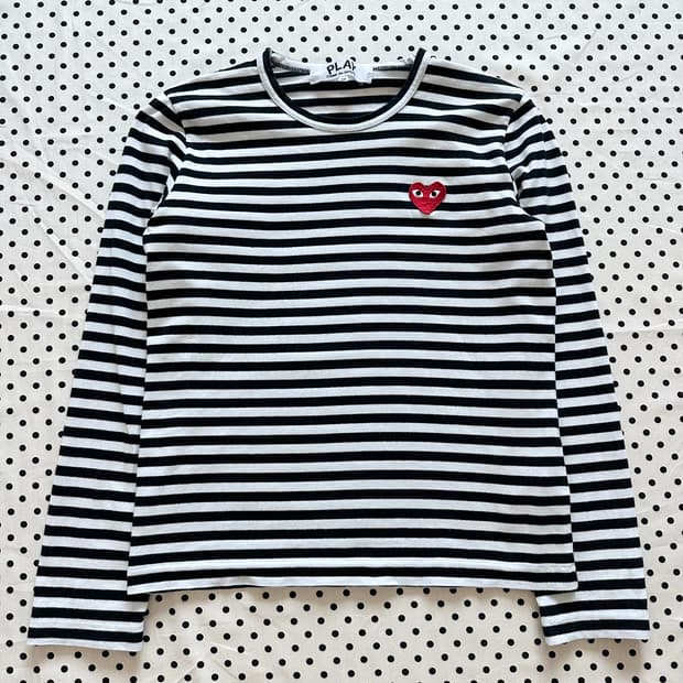 꼼데가르송 플레이 스트라이프 롱 슬리브 티셔츠