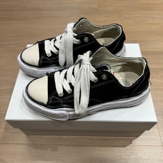 메종 미하라 야스히로 피터슨 OG 블랙