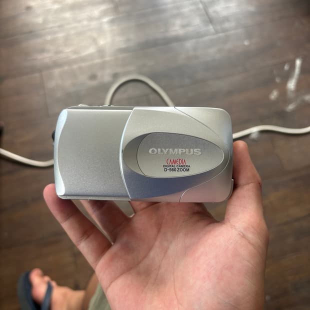 올림푸스 카메디아 d560줌 디지털카메라