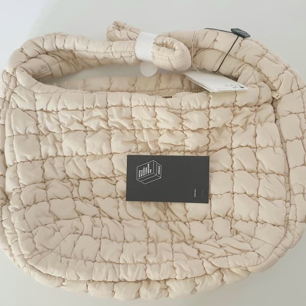 코스 구름백 라지 오버사이즈 베이지 새상품