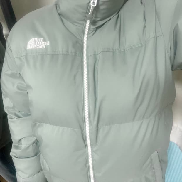 노스페이스 리버시블 민트색 패딩