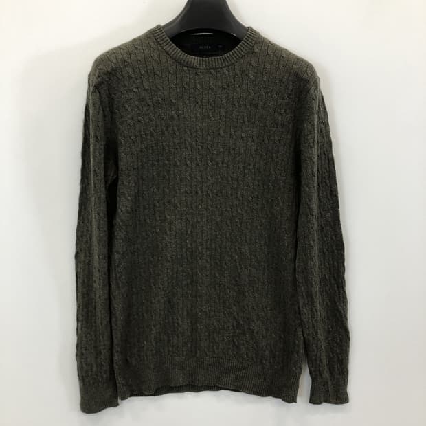 올젠 캐시미어 케이블 니트 100 사이즈