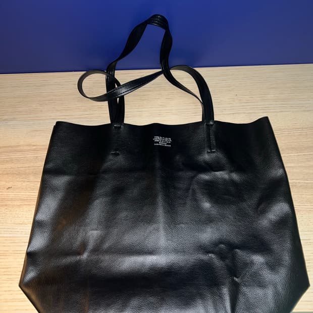 주카 페이크레더 토트백