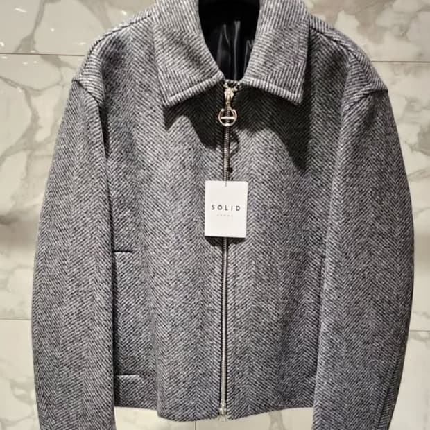 솔리드옴므 솔옴 헤링본 블루종 자켓