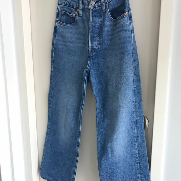 리바이스 프리미엄 중청 크롭 부츠컷 24