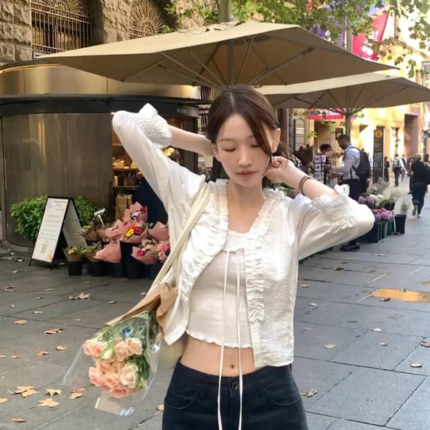 르베인 루네트 Lunette Ribbon Blouse
