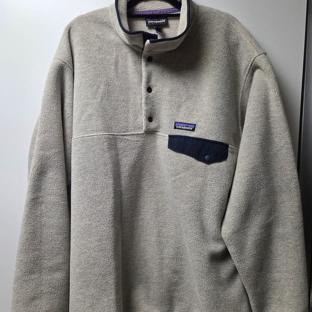 파타고니아 신칠라 스냅티 '헤비웨이트' 오트밀