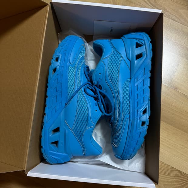 슈콤마보니 러너 스니커즈