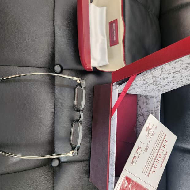 자크마리마지 프루동 주니퍼컬러