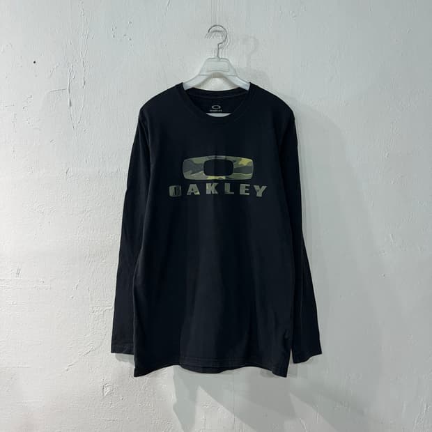 오클리 카모 빅로고 긴팔티 S