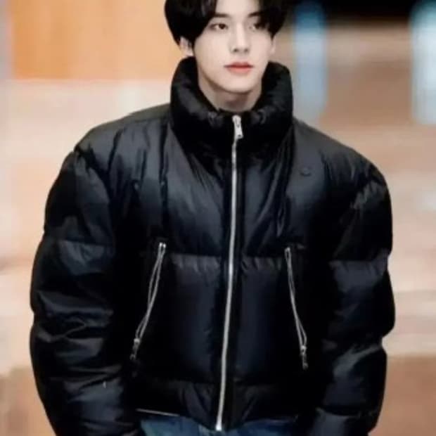 렉토 23fw 샤이닝 구스다운 패딩 m size