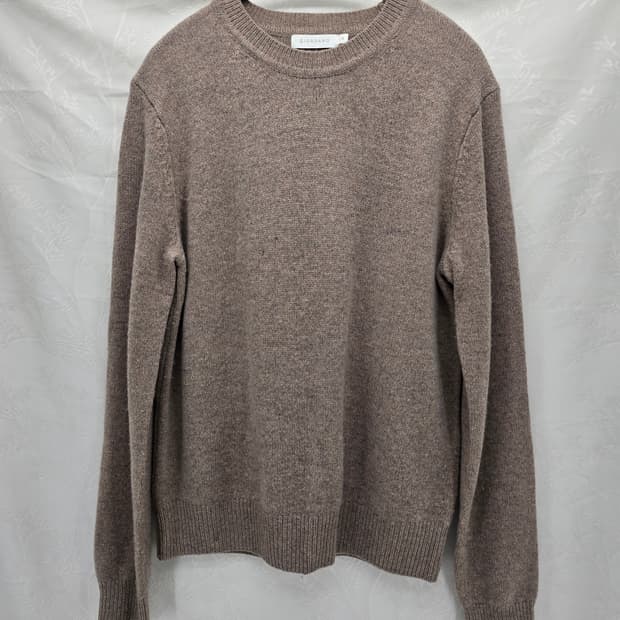 지오다노 브라운 모 니트 스웨터