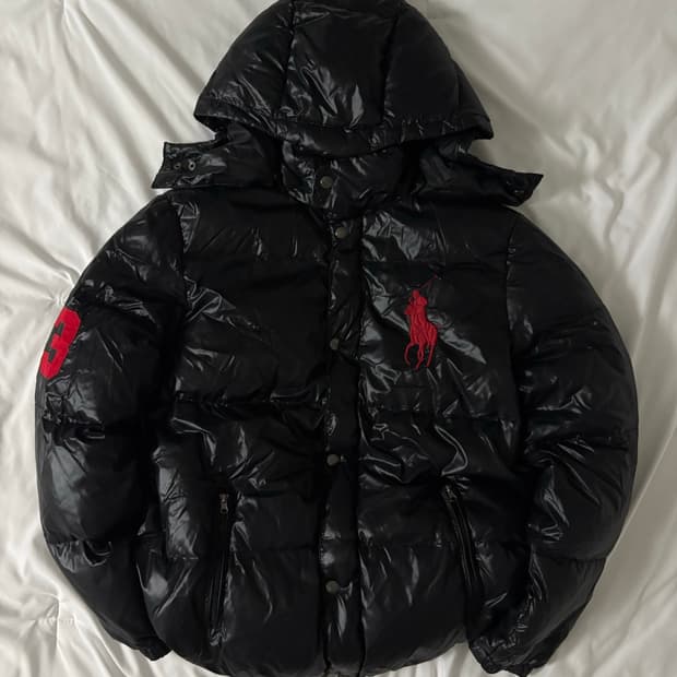 폴로 빅포니 유광 패딩