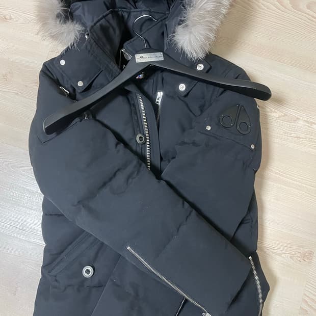 무스너클 쓰리쿼터 패딩