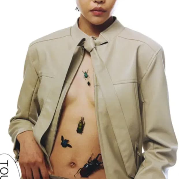 나체 아이보리 레더 자켓