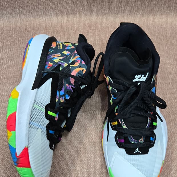 나이키 조던 240mm- 일회착용 자이언 1 ZNA 노아