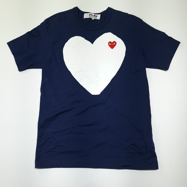 CK113 XL 꼼데가르송 일본판 하트 와펜 네이비 반팔 티셔츠