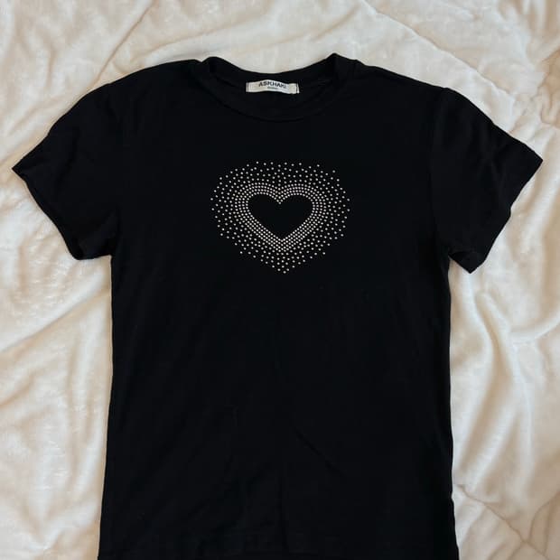 빈티지 큐빅 티