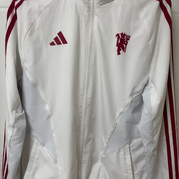 아디다스 맨유 바람막이 화이트