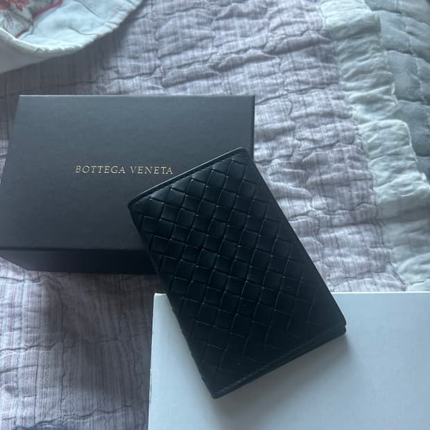 보테가베네타 지갑