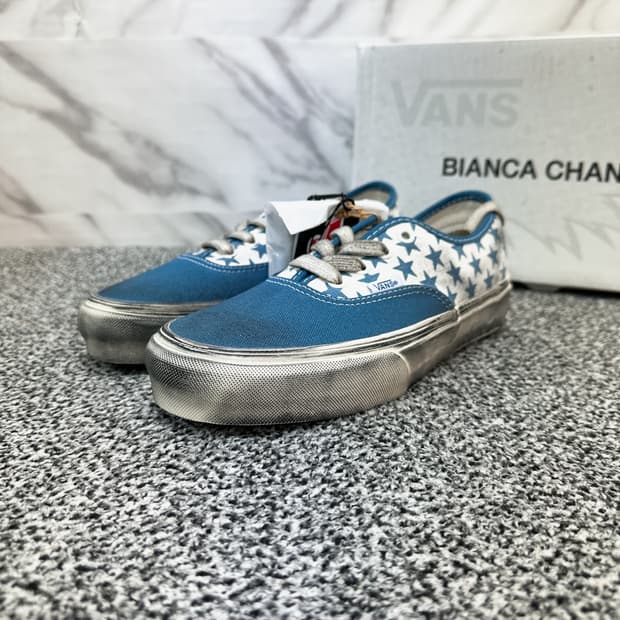 반스볼트X비앙카샹동 여성 블루스타 디스트레스드 스니커즈