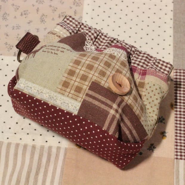 핸드메이드 도트바닥 단추 바네 파우치