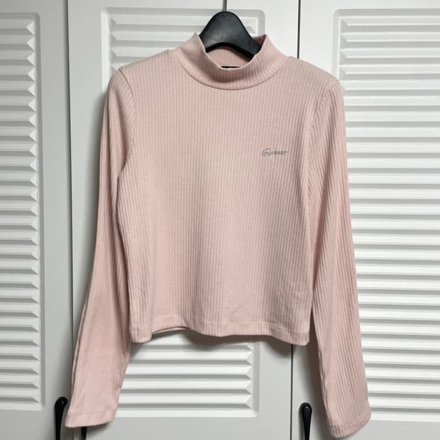 게스 골지 티셔츠