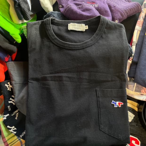 메종키츠네 포켓 반팔티