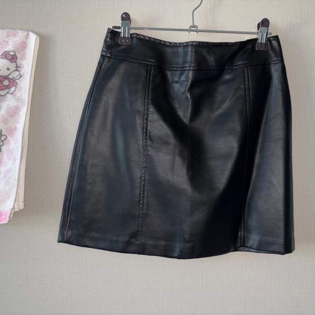 가죽 치마