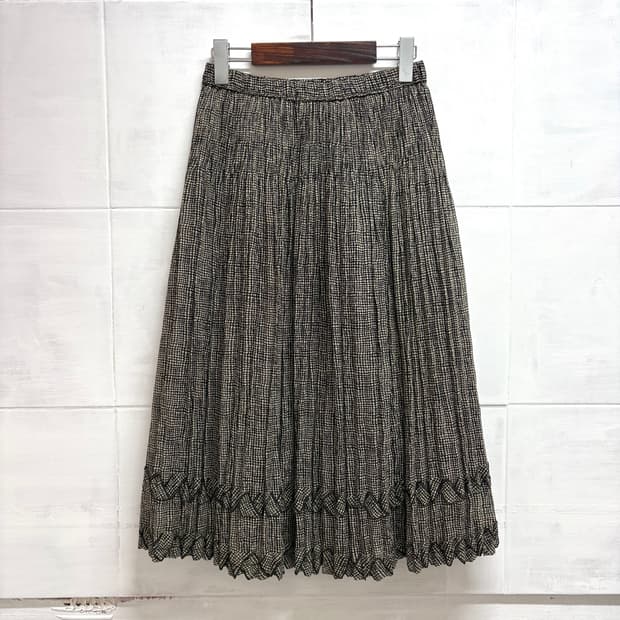 잔 체크 플리츠 디테일 페어리 미디 스커트 JPN