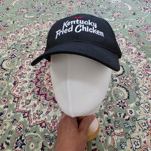 [최종할인] KFC 켄터키후라이드치킨 매쉬 볼캡 free