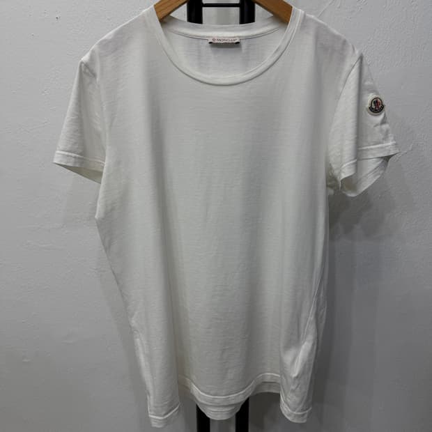 정품) 몽클레어 20ss 여성 로고 반팔티 M