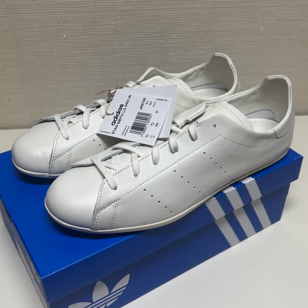 아디다스 스탠 스미스 로우 프로