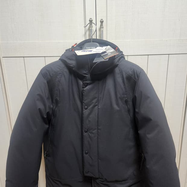 시리즈 어센틱 더미작스 구스다운 95(새상품)