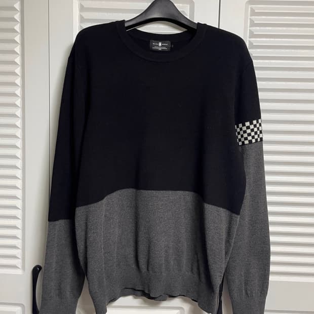 와이드앵글 니트 티셔츠