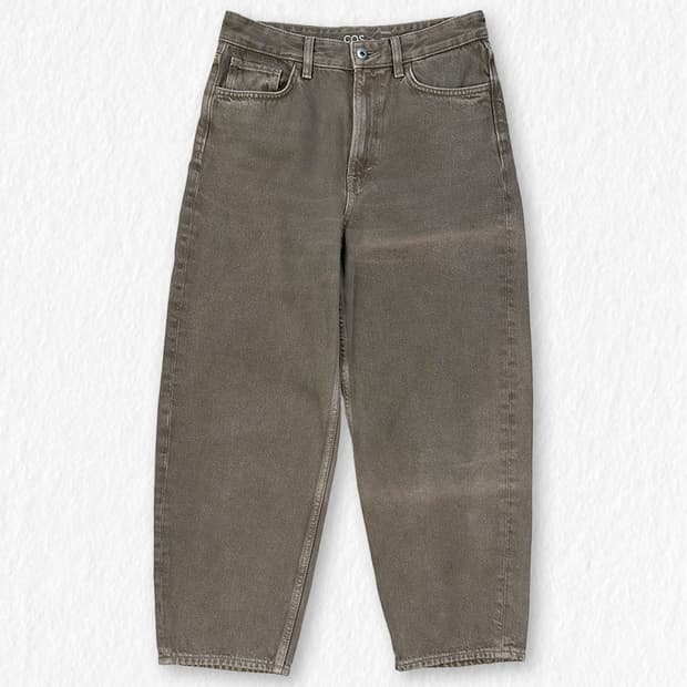 COS 브라운 데님 테이퍼드 팬츠